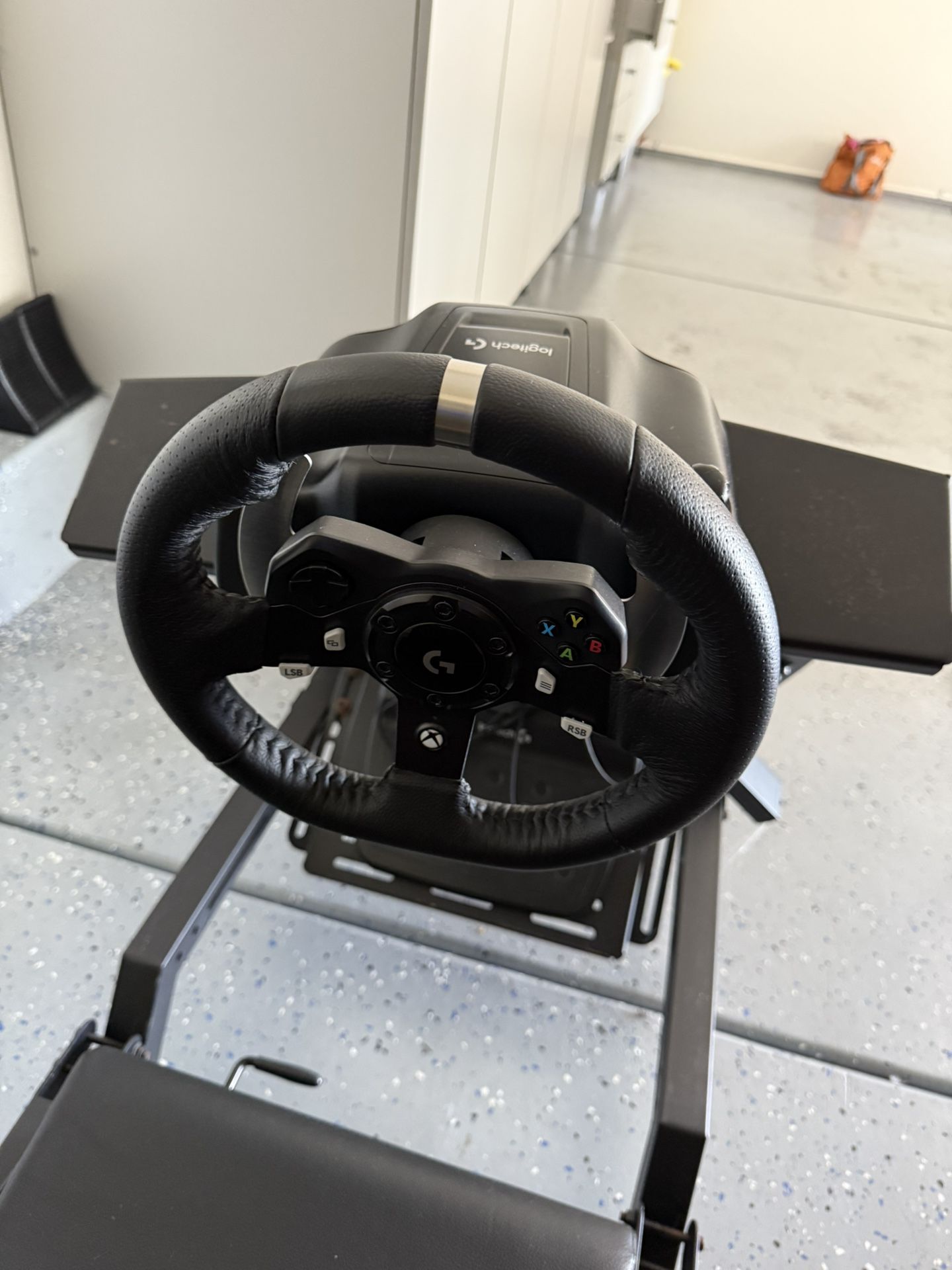 Logitech G920 Wheel/Pedal