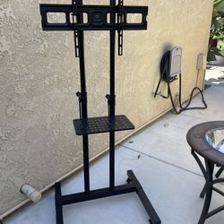 TV Stand on Wheels