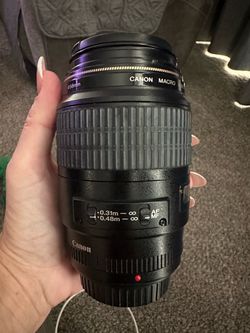Pre-Owned Canon EF 100mm f/2.8 Macro USM Lens