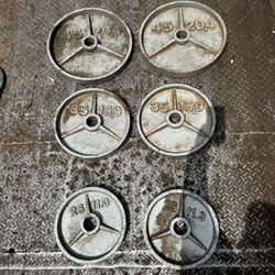 Olympic Weight Plates 45 35 And 25lbs 