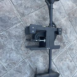 Minn Kota Endura C2 With Kayak Mount 