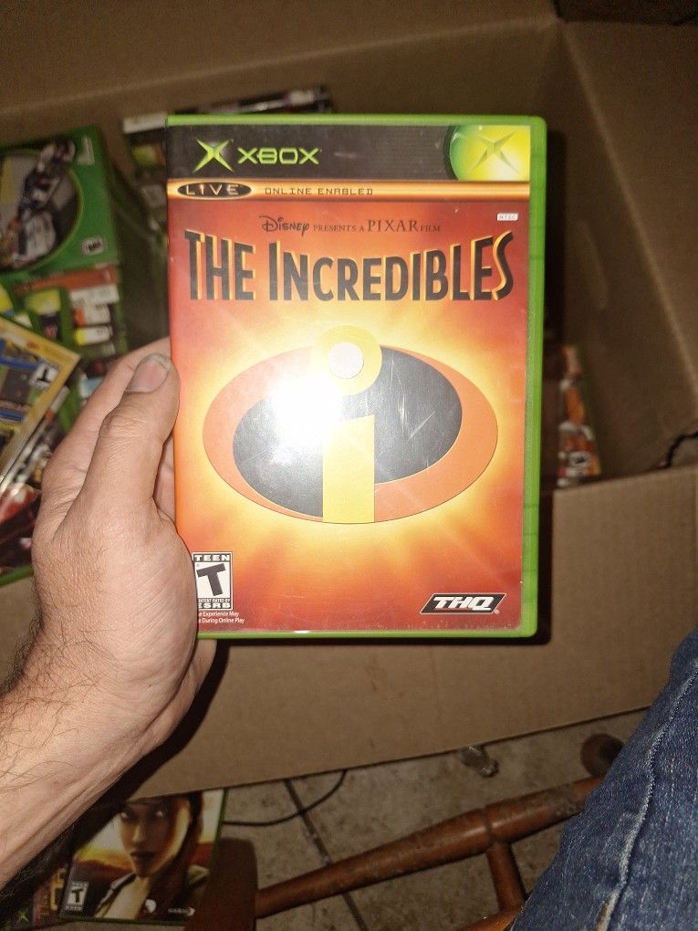 Xbox The Incredibles Complete Good Shape $5 Pick Up In Glendale