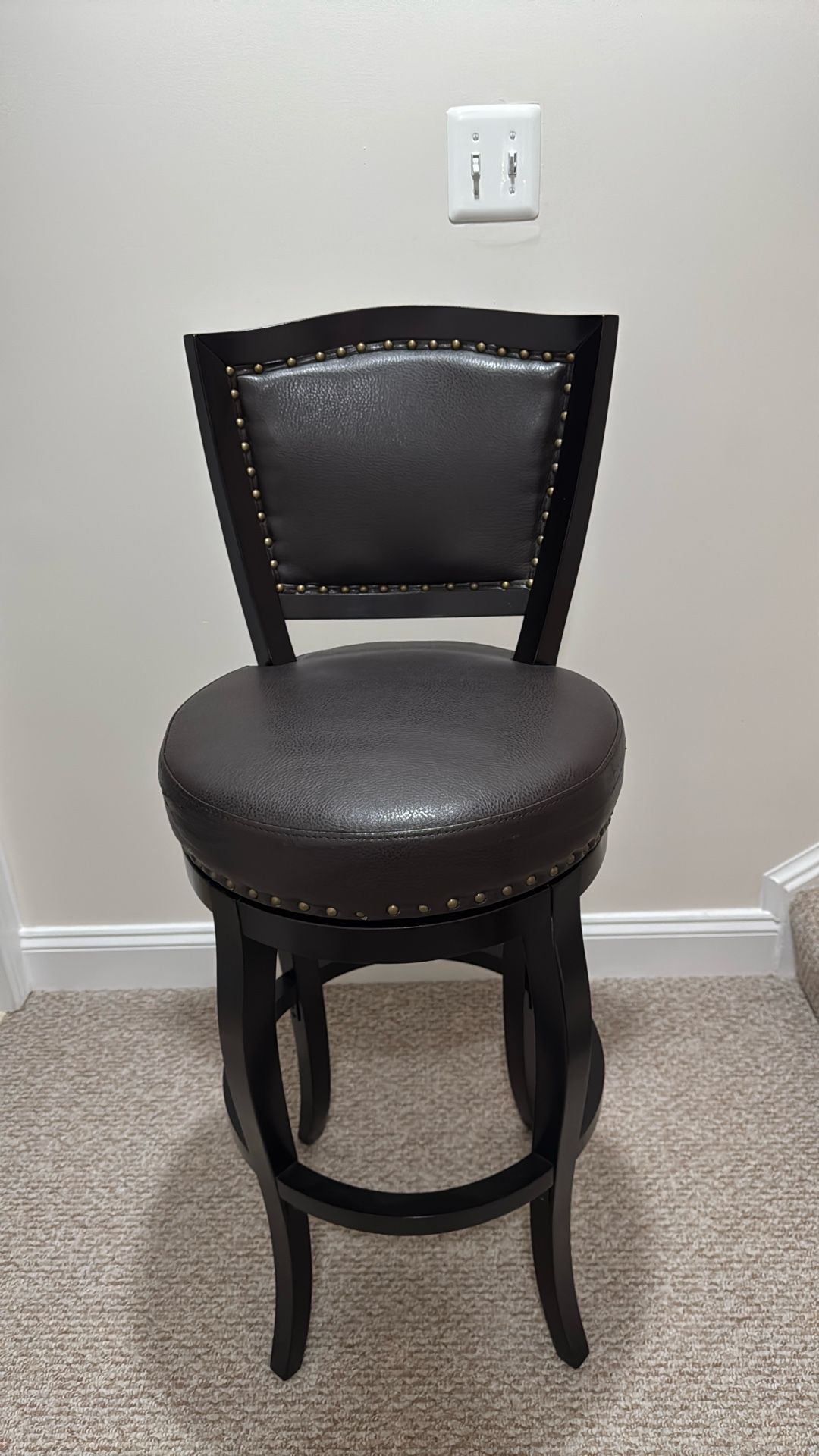 3 Swivel bar height Stools