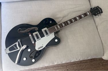 Gretsch G5420T hollowbody electric guitar
