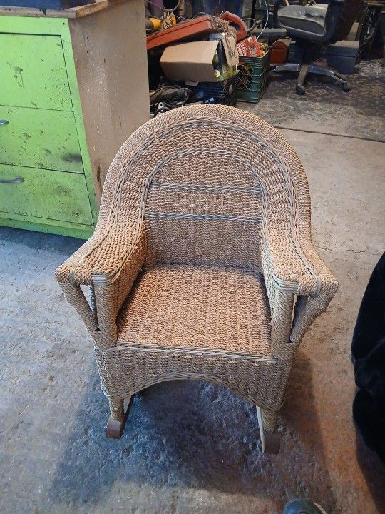 Very Rare Childs Wicker Rocking Chair Over 100 Years Old Very Good Cond Look It Up They Are Selling For500 To $1000
