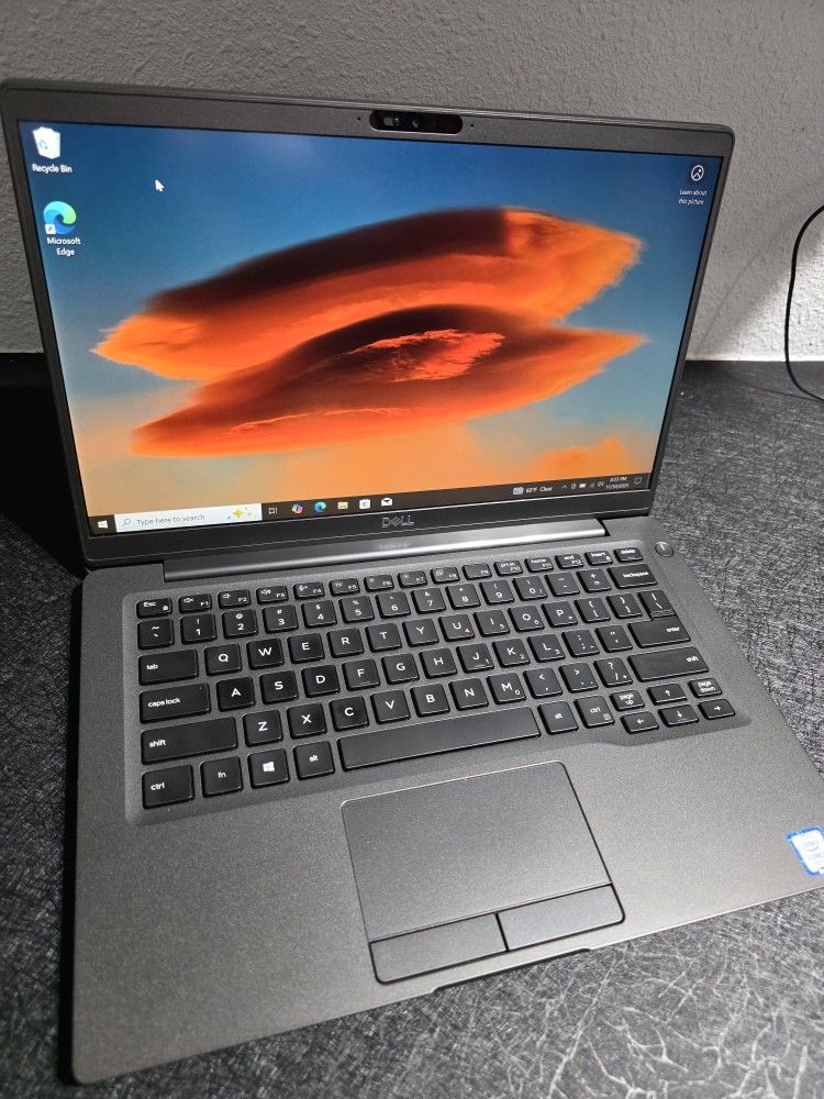 BRUSHED STAINLESS STEEL DELL LATITUDE 7400 WINDOWS 11 PRO
INTEL CORE I5 8TH
12GB RAM
256GB NVME
SUPER FAST
BACKLIT KEYBOARD
EXELLENT BATTERY LIFE
NO