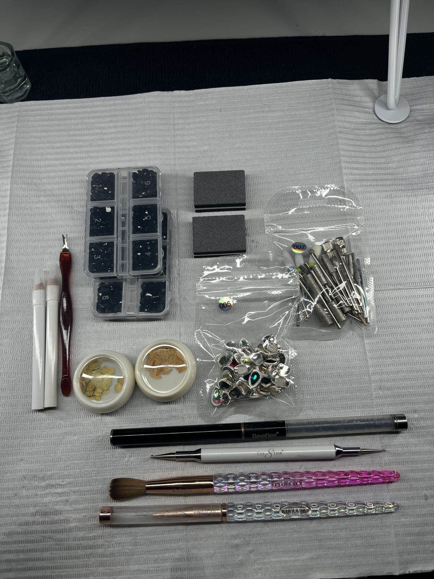 Nail Supplies 