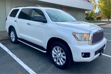 2010 Toyota Sequoia Platnum