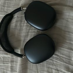 Apple Air Pod Max’s