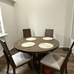 Dining Table and 4 Chairs $200