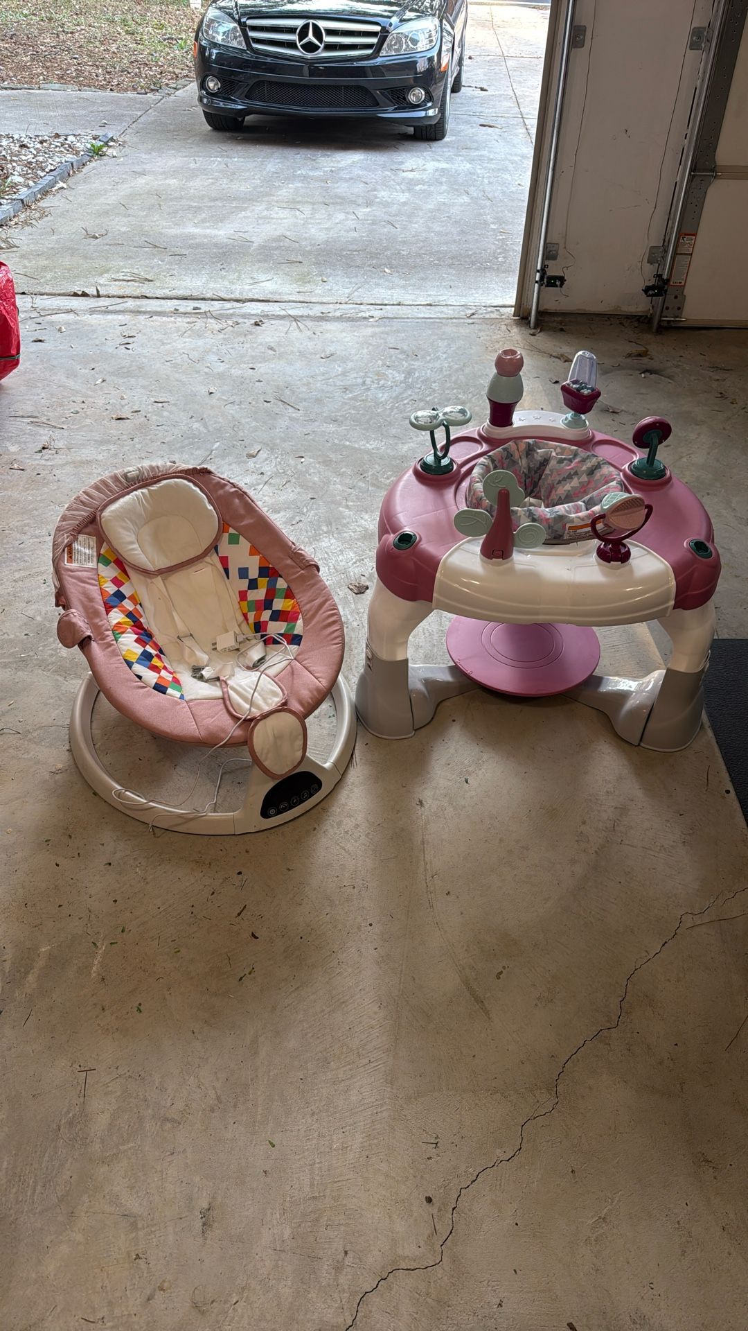 BabySwing & Play Center