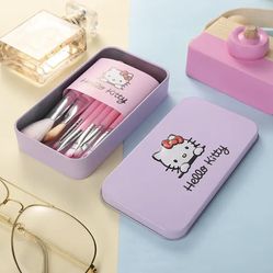 Hello Kitty Pink Make-Up Brushes!