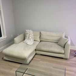  Feathers Sectional 