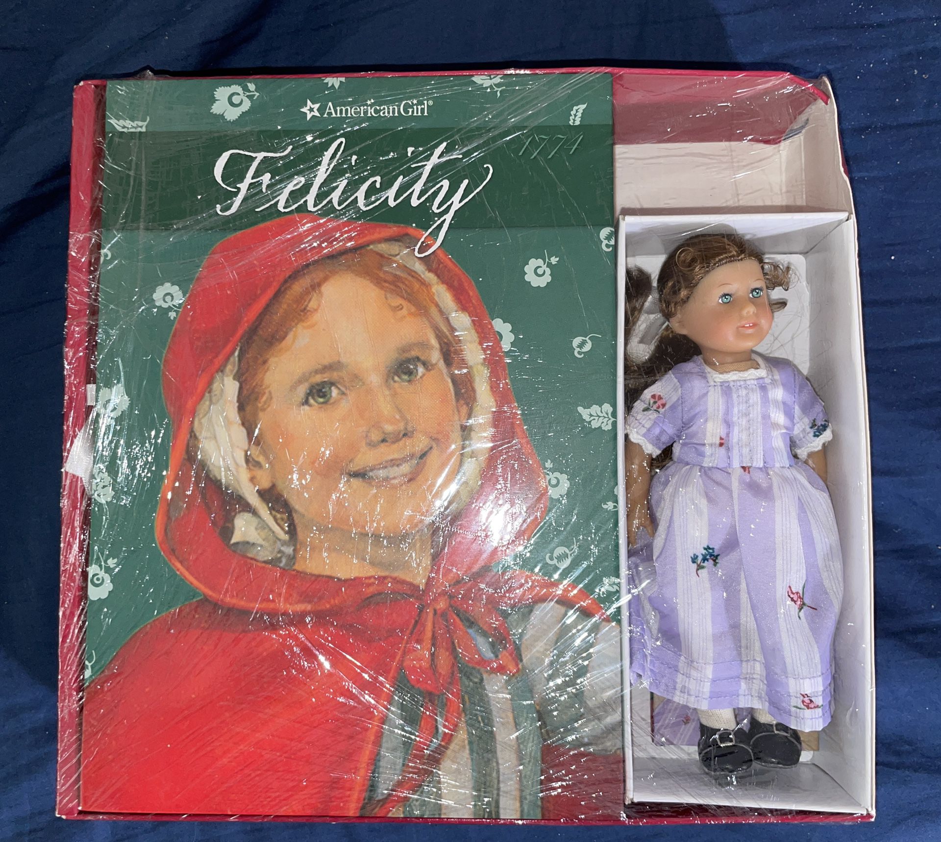 RARE American Girl FELICITY Collectible 6 Book and Mini Doll Vintage Boxed Set
