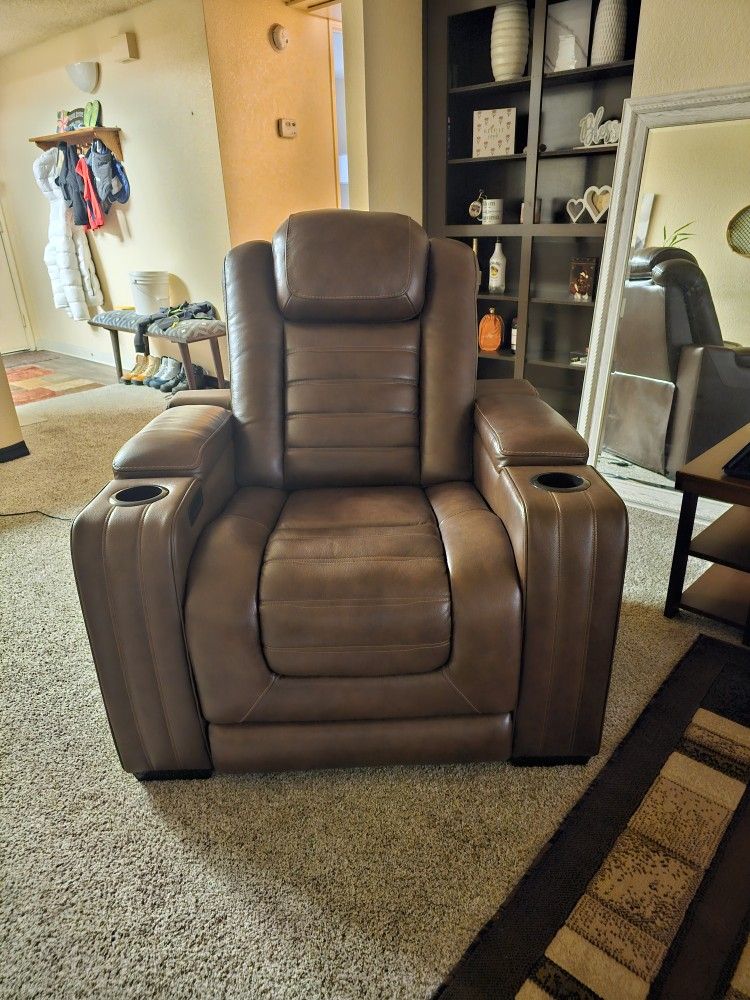 Ashley Brown Leather Heat and Massage Recliner