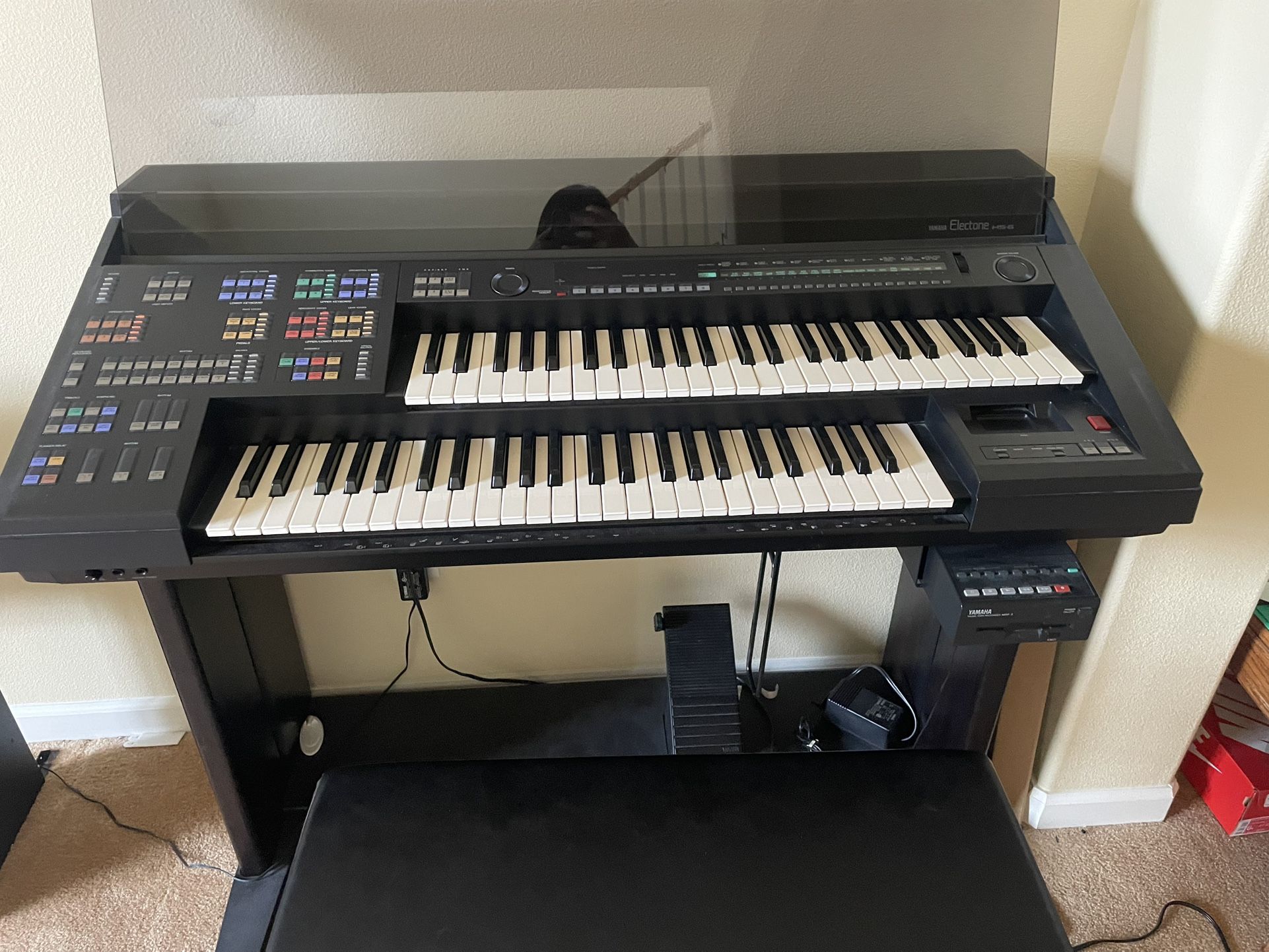Yamaha Electrone Organ