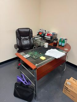 Office desk and chair