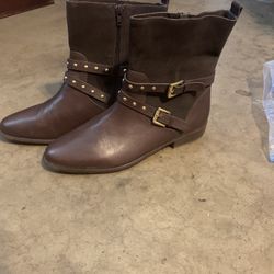 Women’s coach boots