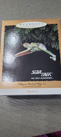 NIB Hallmark Keepsake Ornament featuring the Klingon Bird of Prey from Star Trek