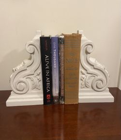Decorative Wood Corbels / Bookends – Designer Style – Solid Wood Pair