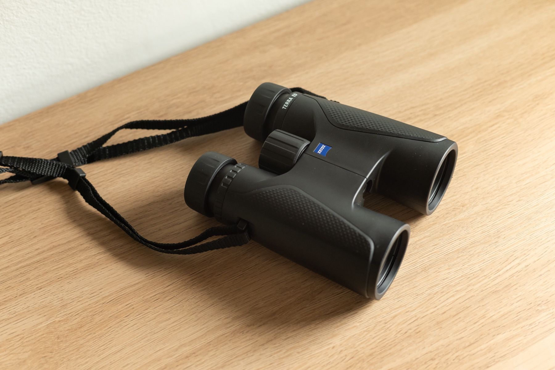 Zeiss 10x42 Terra ED Binoculars Black
