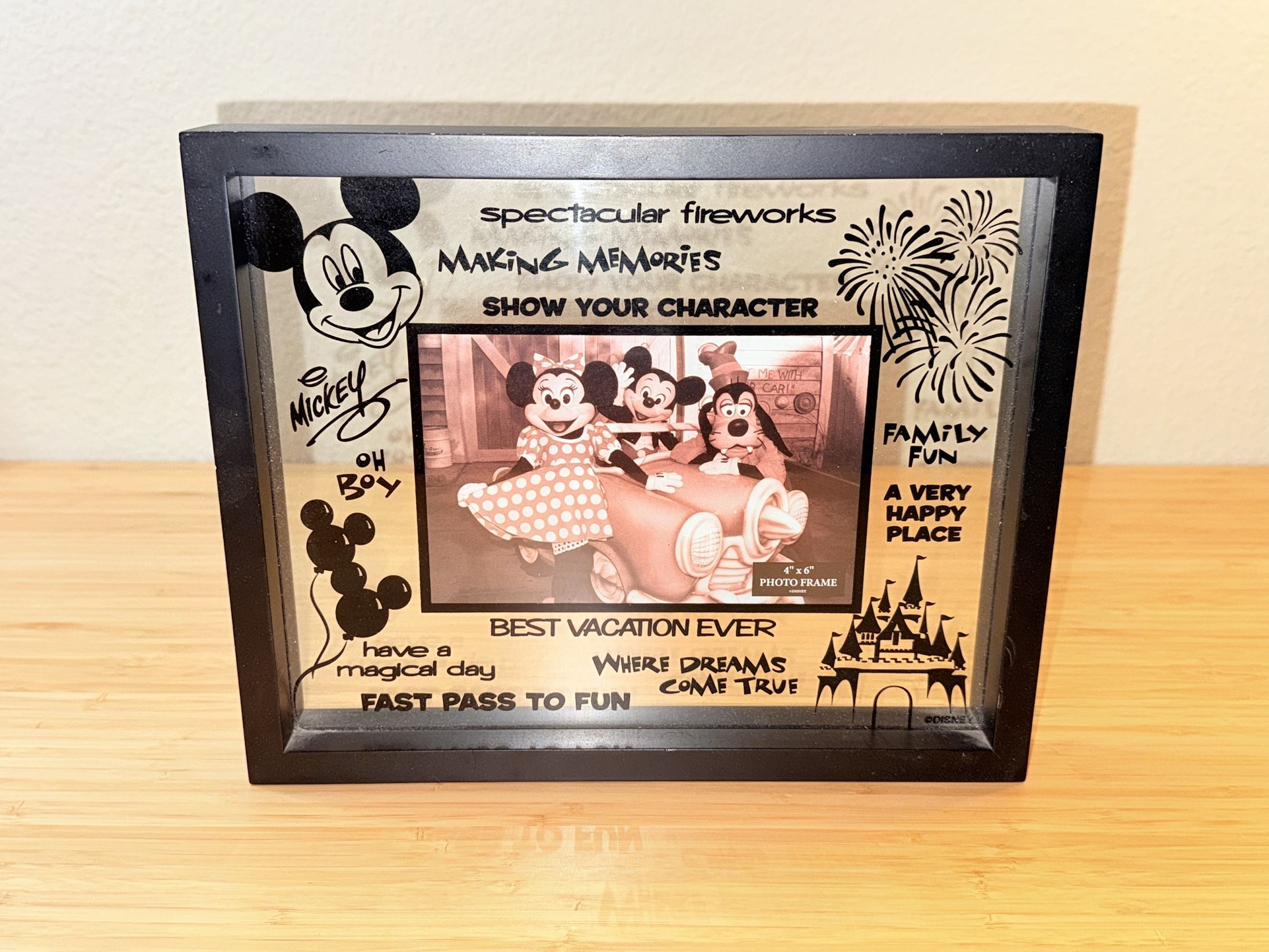 Disney Parks Mickey Mouse Clear Glass Best Vacation Ever Picture Frame 4"x 6"