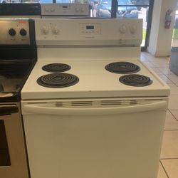 FRIGIDAIRE WHITE COIL STOVE