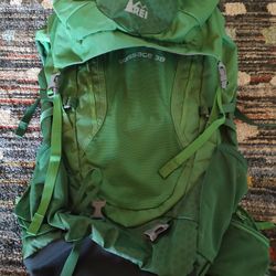 REI Passage 38 Youth Backpack 
