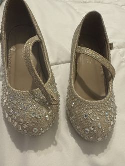Little Girl Gold Heels Size 8