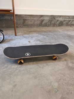Complete Skateboard with Black Grip Tape