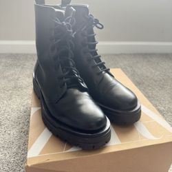 Zara Laced Up Boots Size 9 