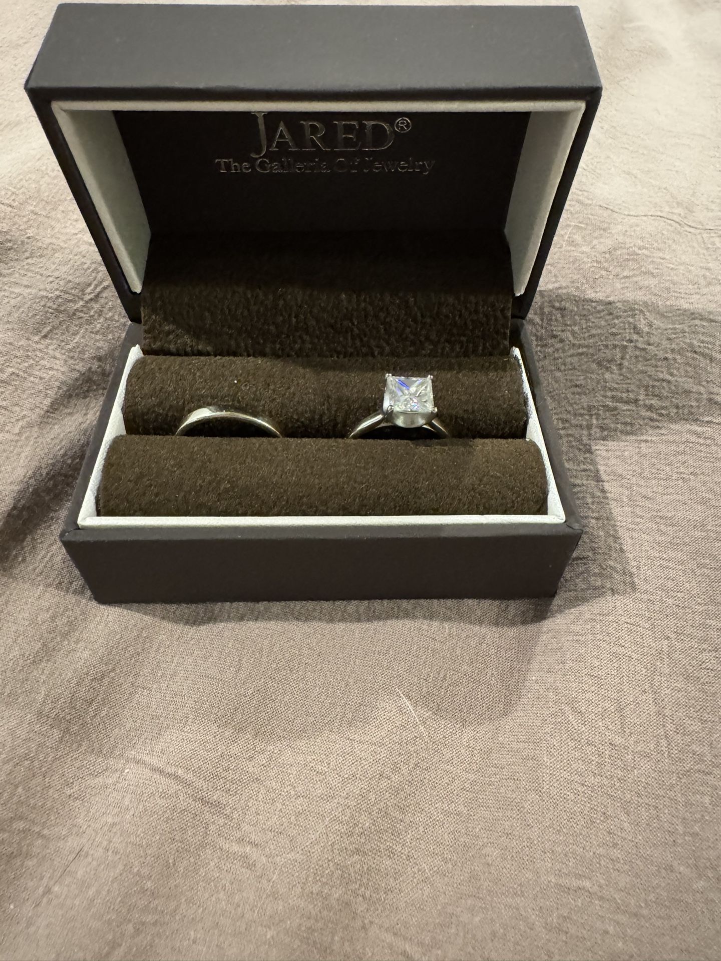 1.62 Leo Diamond Engagement Ring