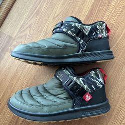 New Balance Indoor Shoes 