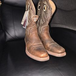 Ariat Men's Heritage Roughstock Western Boot
