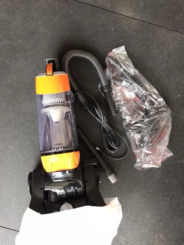 NEW Bissell Cleanview OnePass + Vacuum
