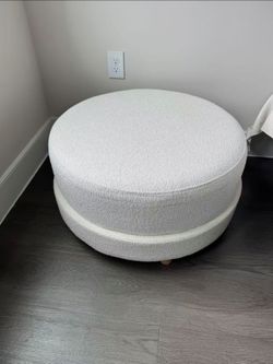 Round Ottoman Cream Boucle
