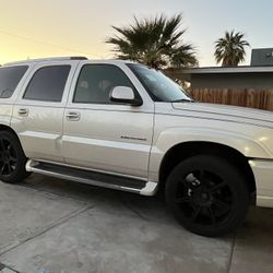 2002 Cadillac Escalade