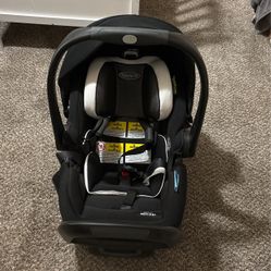 newborn graco car seat
