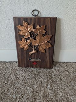 Maple leafes in copper - art piece