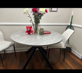Circle dining room table