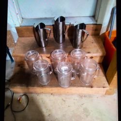 Commercial Beverage Pitchers