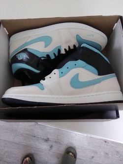 Jordans 1s