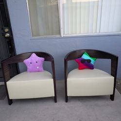 Hermoso Set de Sillas de Piel como Nuevos excelente Condición 