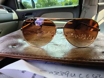Louis Vuitton aviator sunglasses
