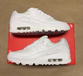 Nike Air Max 90 Triple White Mens size 6 or 7 running shoes NEW!