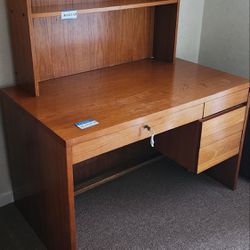 All-wood desk with removable shelving