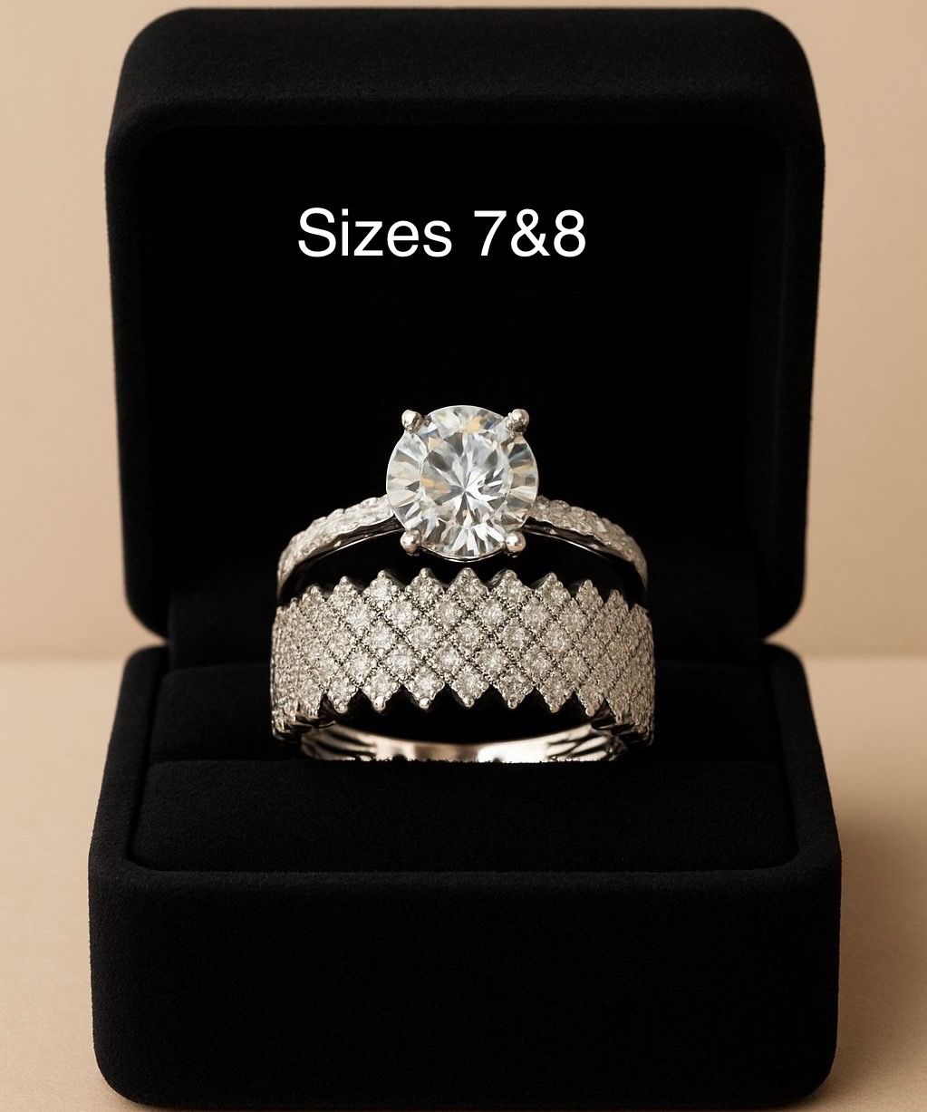 Engagement Ring With Box 