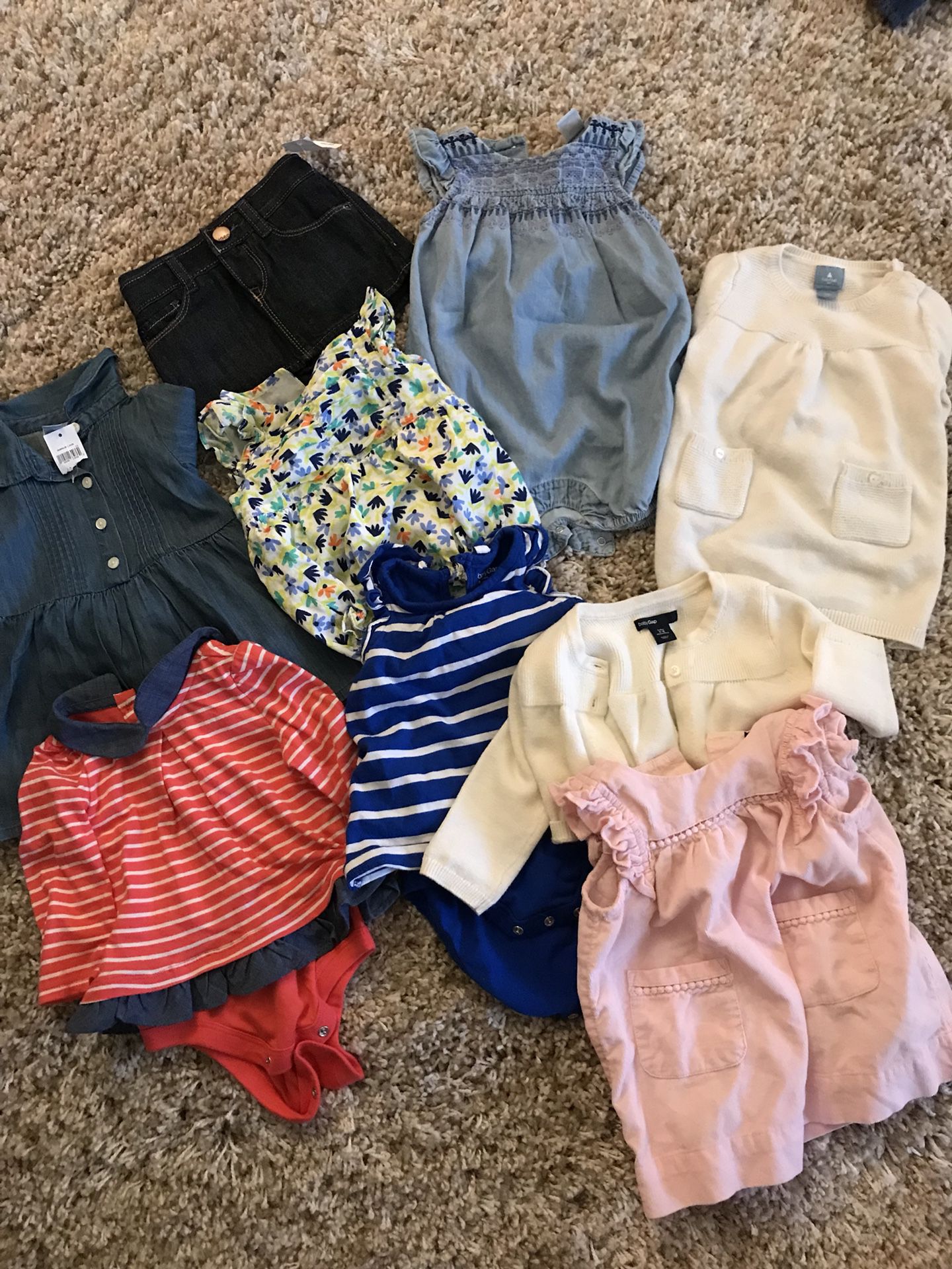 Baby girl bundle size 3-6 months