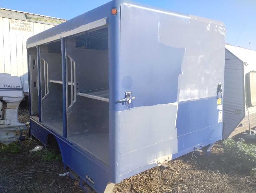 Trailer 6 Bay Hackney Beverage Trailer