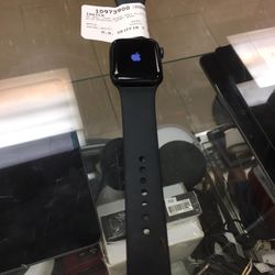 Series SE GPS 44mm Apple I Watch 